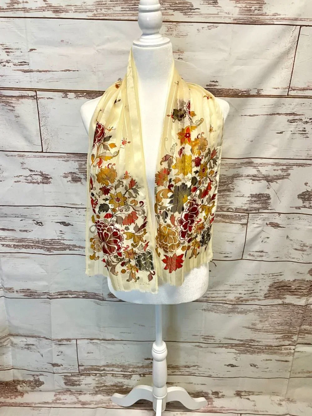 Oscar De La Renta vintage silk scarf